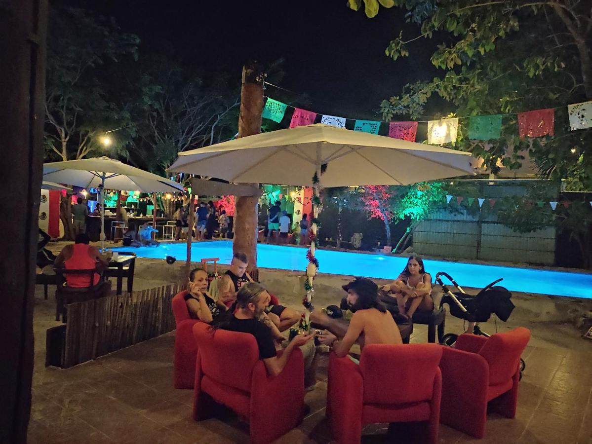 The All Inclusive Hostel - Food, Drinks And Transportation To The Beach And Cenotes Tulum Exterior foto