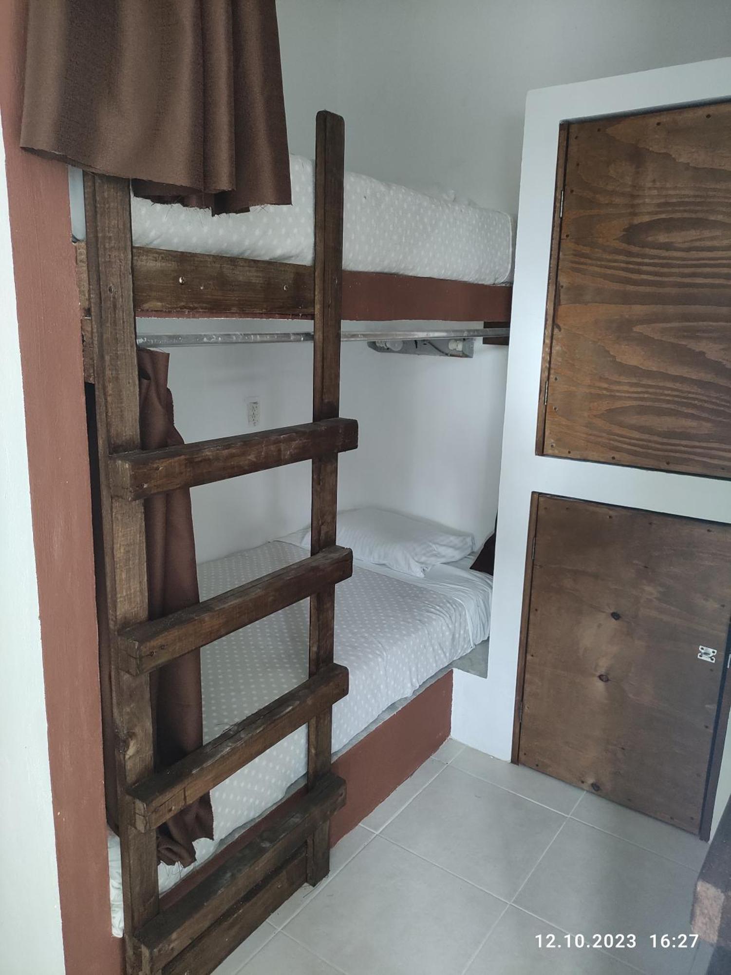 The All Inclusive Hostel - Food, Drinks And Transportation To The Beach And Cenotes Tulum Quarto foto