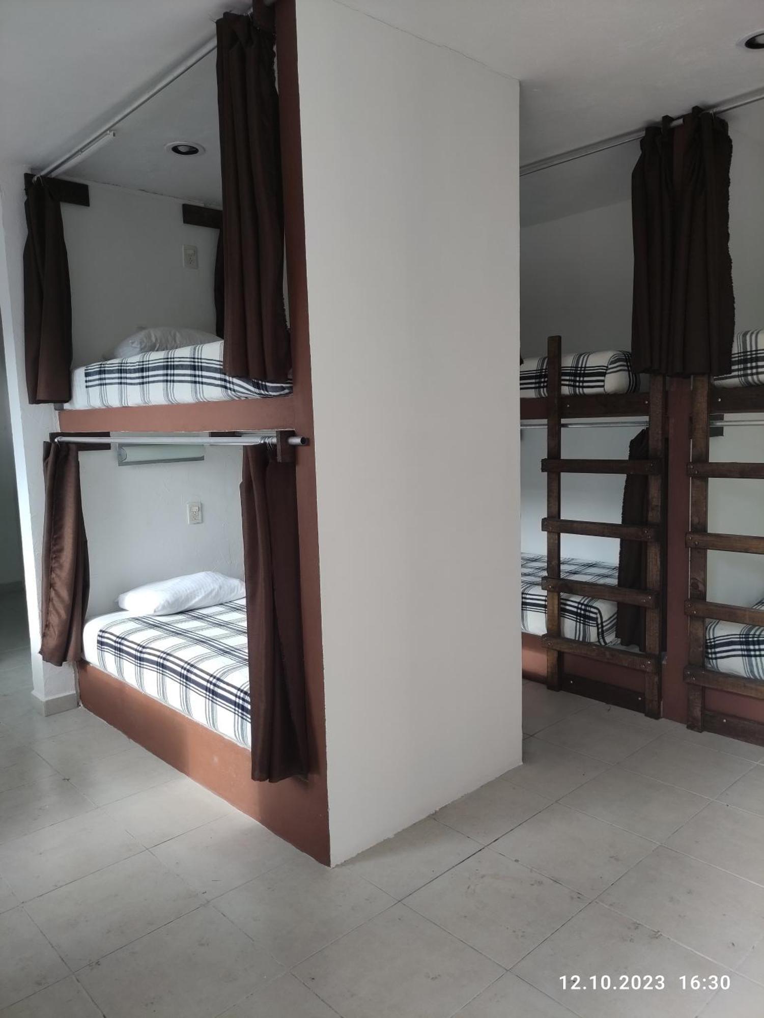 The All Inclusive Hostel - Food, Drinks And Transportation To The Beach And Cenotes Tulum Quarto foto