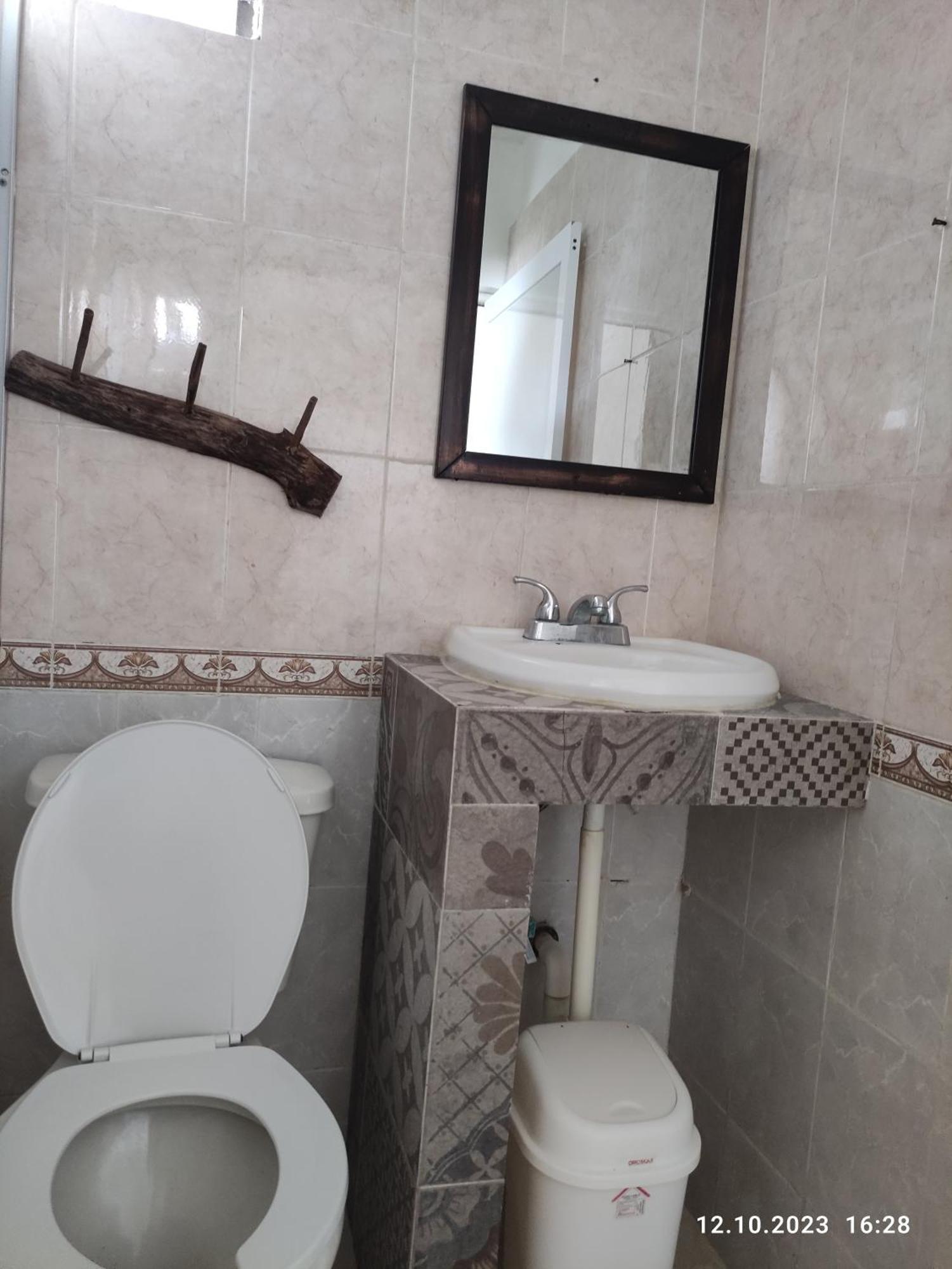 The All Inclusive Hostel - Food, Drinks And Transportation To The Beach And Cenotes Tulum Quarto foto